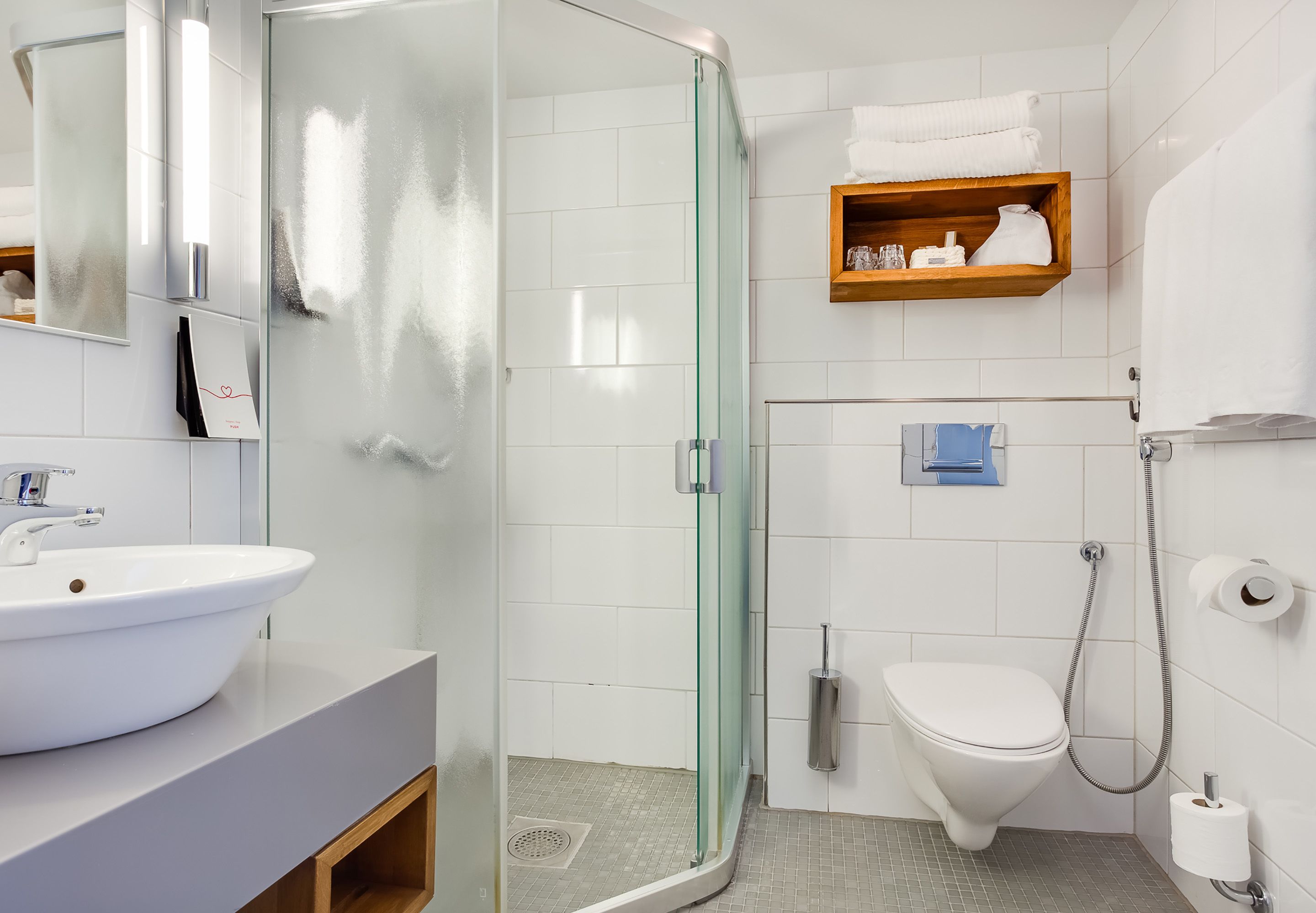 hair dryer, bidet, towels