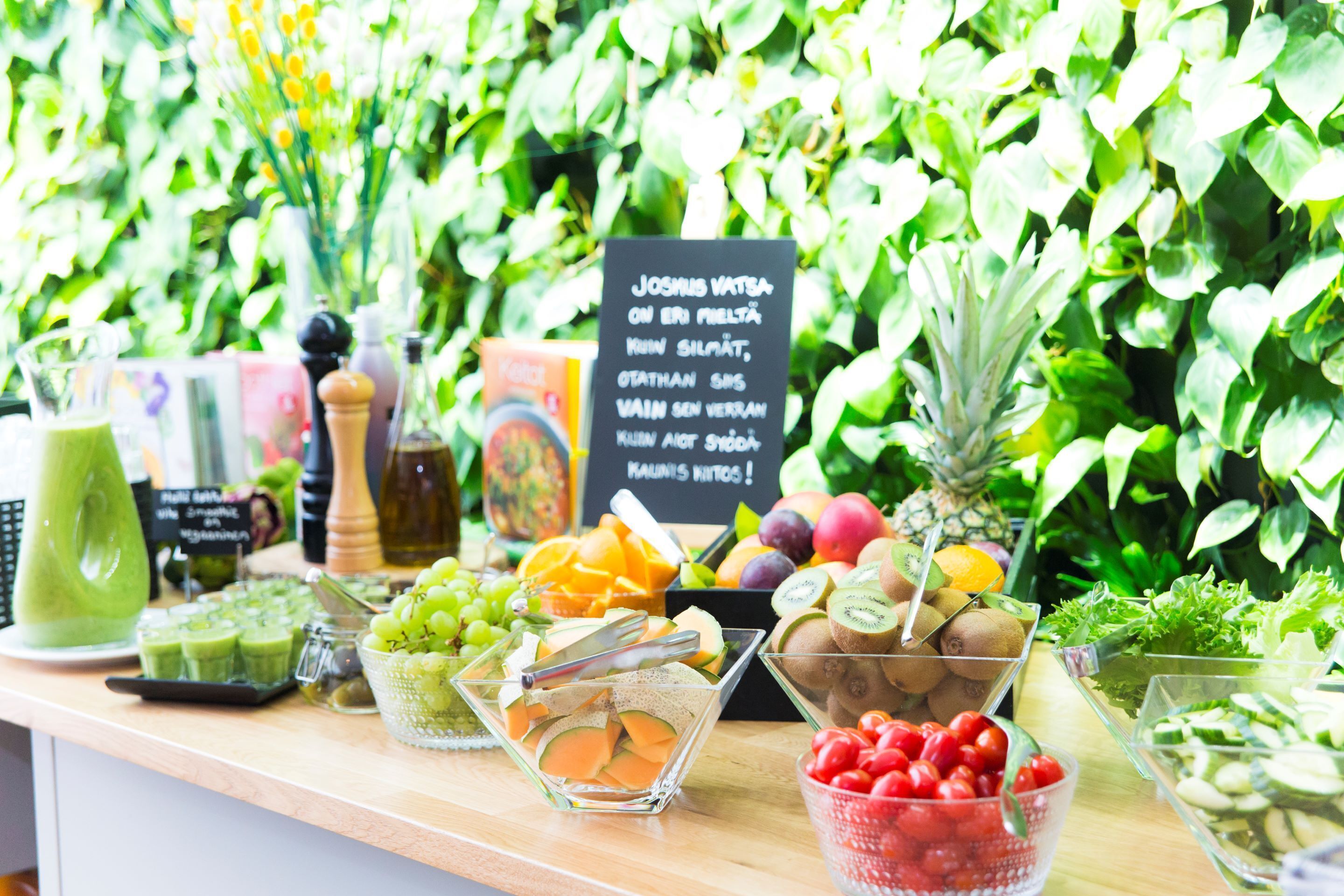 Free daily full breakfast