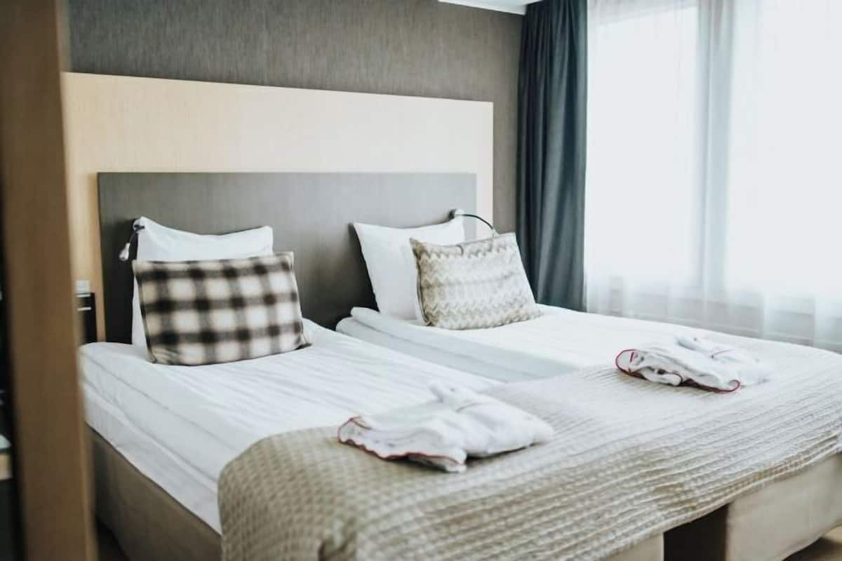 In-room safe, blackout drapes, soundproofing, iron/ironing board