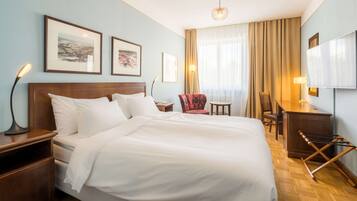 Ropa de cama de alta calidad, colchones viscoelásticos, minibar