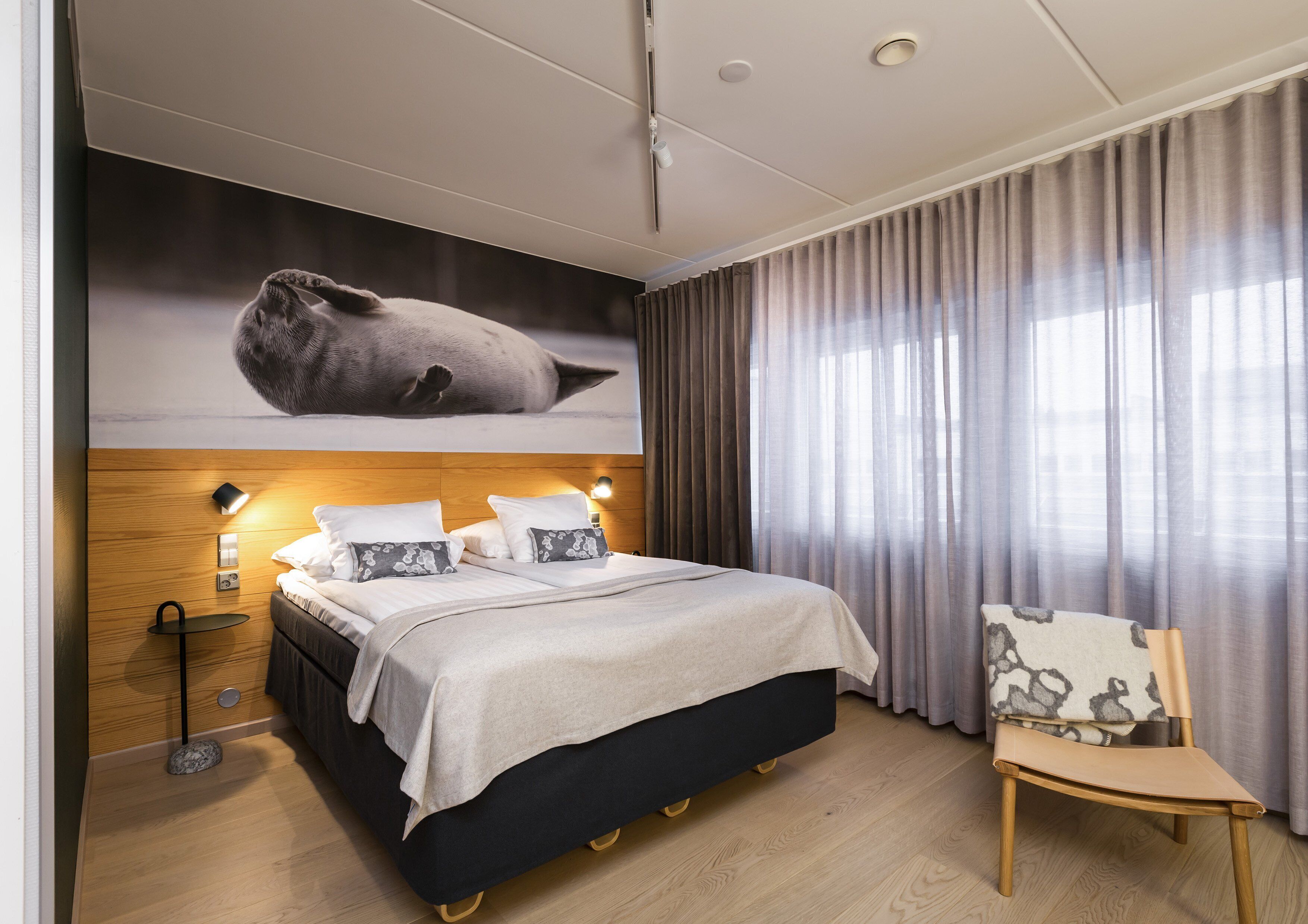 minibar, in-room safe, blackout curtains, soundproofing