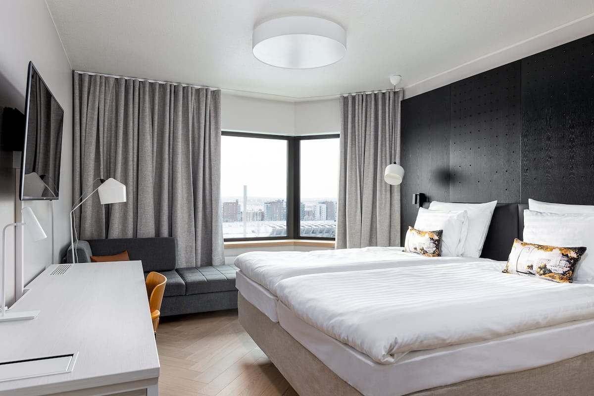 superior twin room (with sofabed) | minibar, in-room safe, desk, laptop workspace