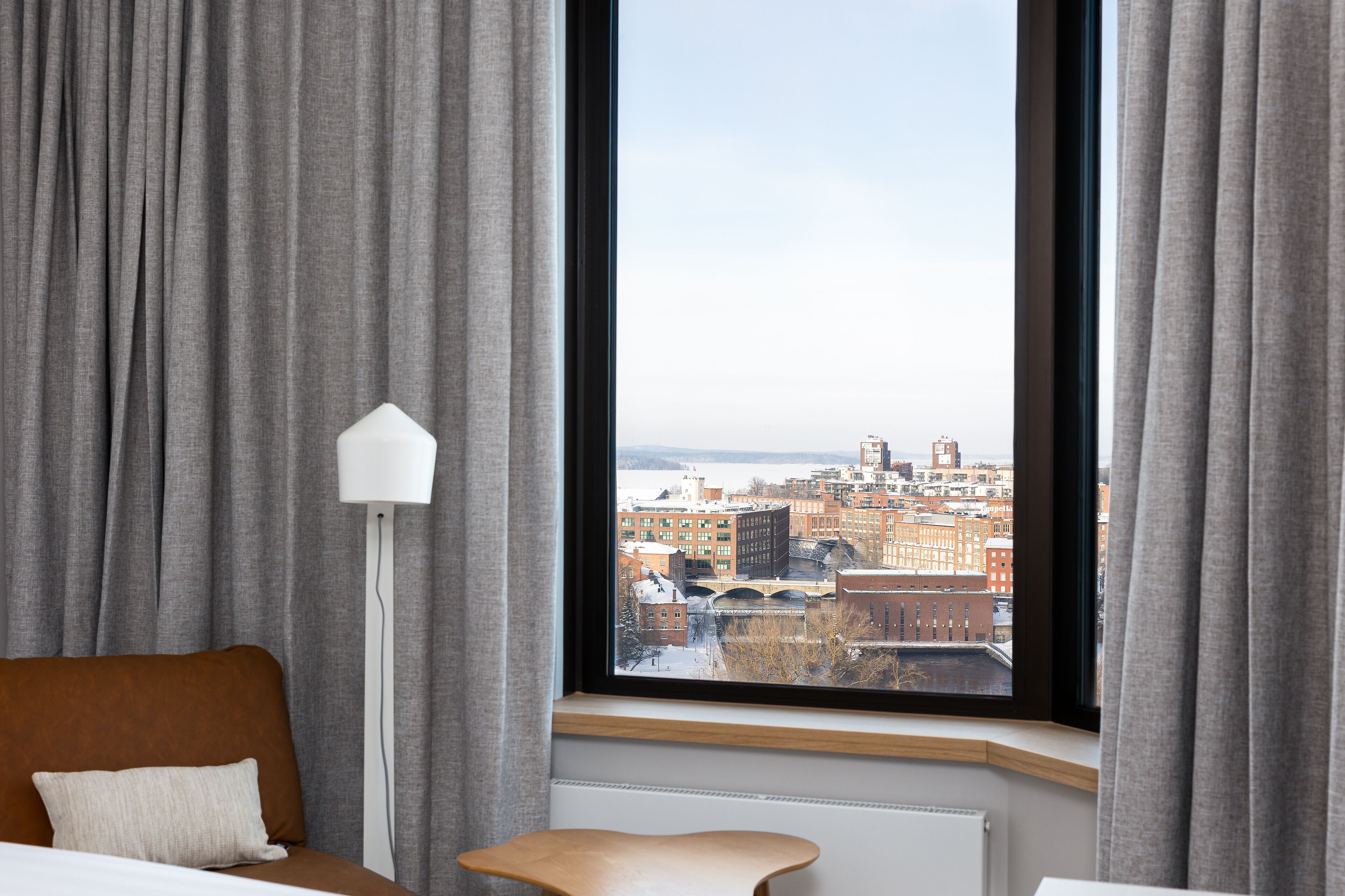 superior room, 1 king bed | minibar, in-room safe, desk, laptop workspace