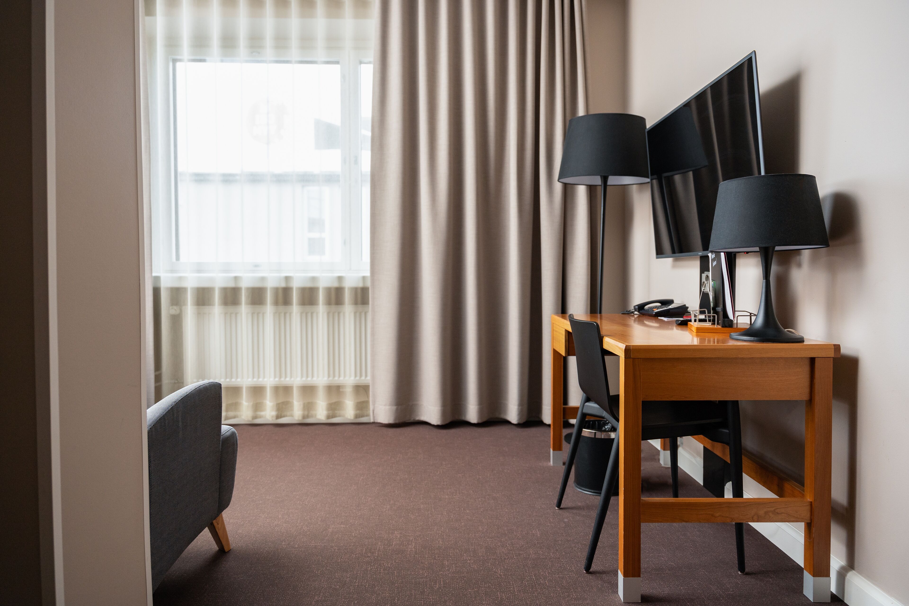 standard single room | desk, laptop workspace, blackout curtains, iron/ironing board