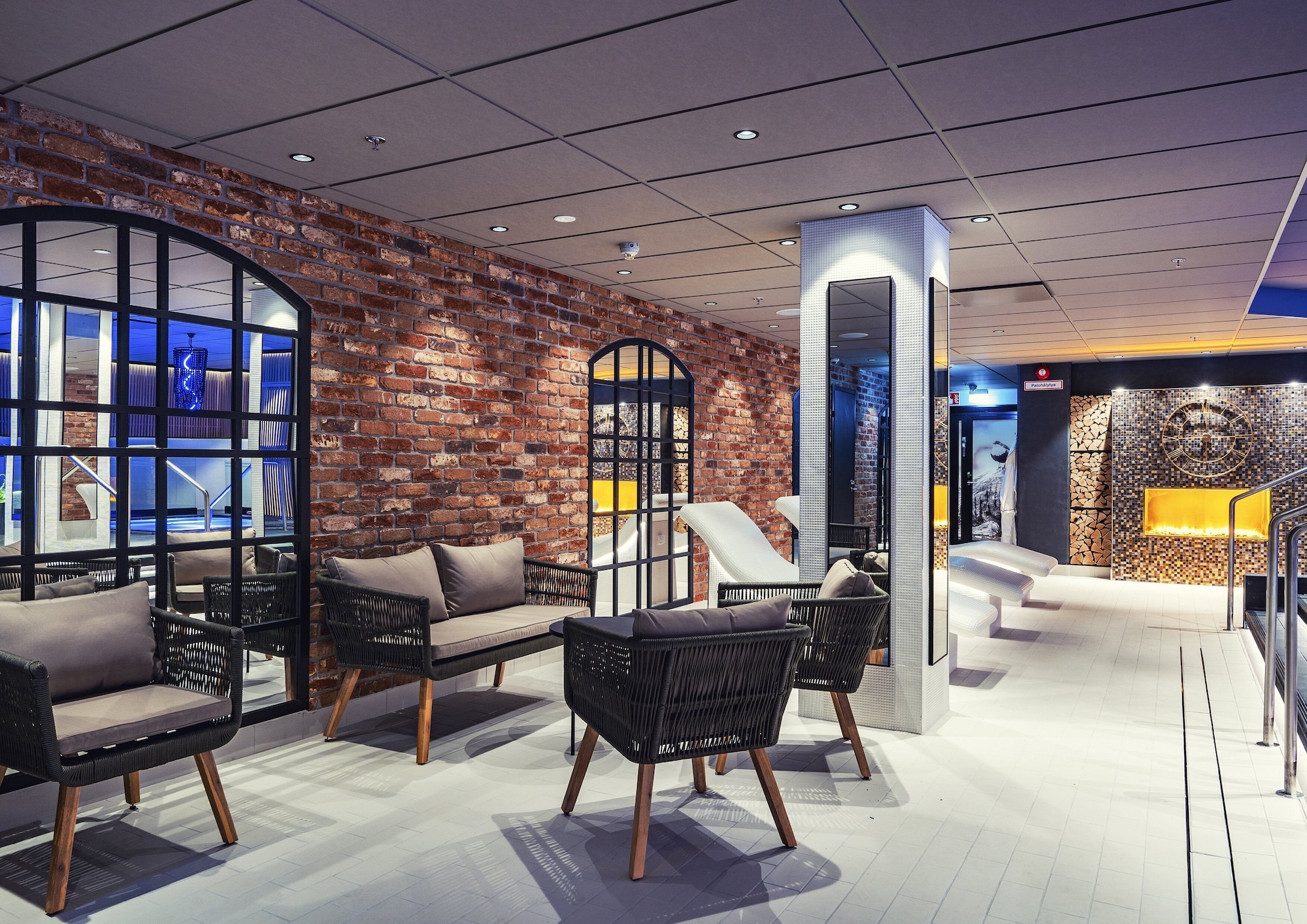 4 tähden hotellit