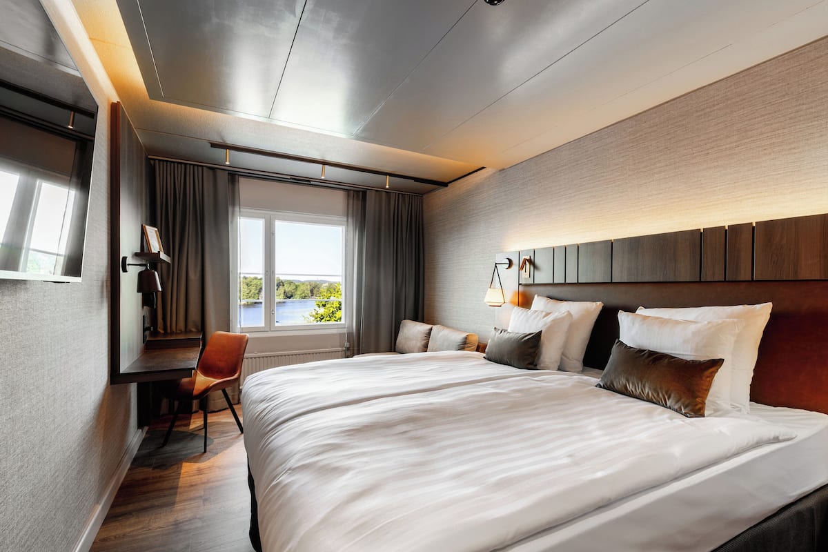 Phòng Superior, 1 giường cỡ king (extra bed possibility) | Bộ đồ giường cao cấp, két bảo mật tại phòng