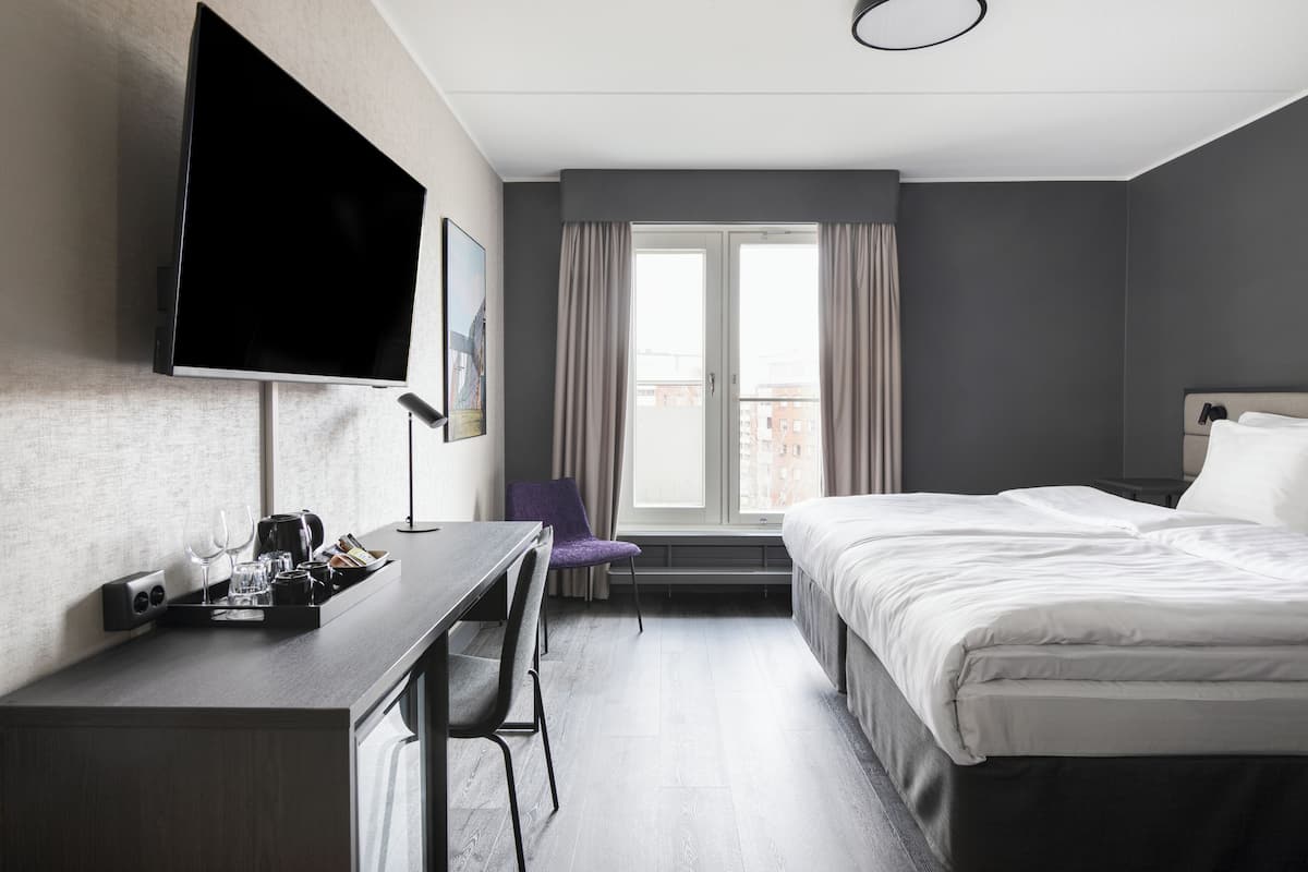 Superior-Zimmer, 1 King-Bett | Zimmersafe, Schreibtisch, laptopgeeigneter Arbeitsplatz