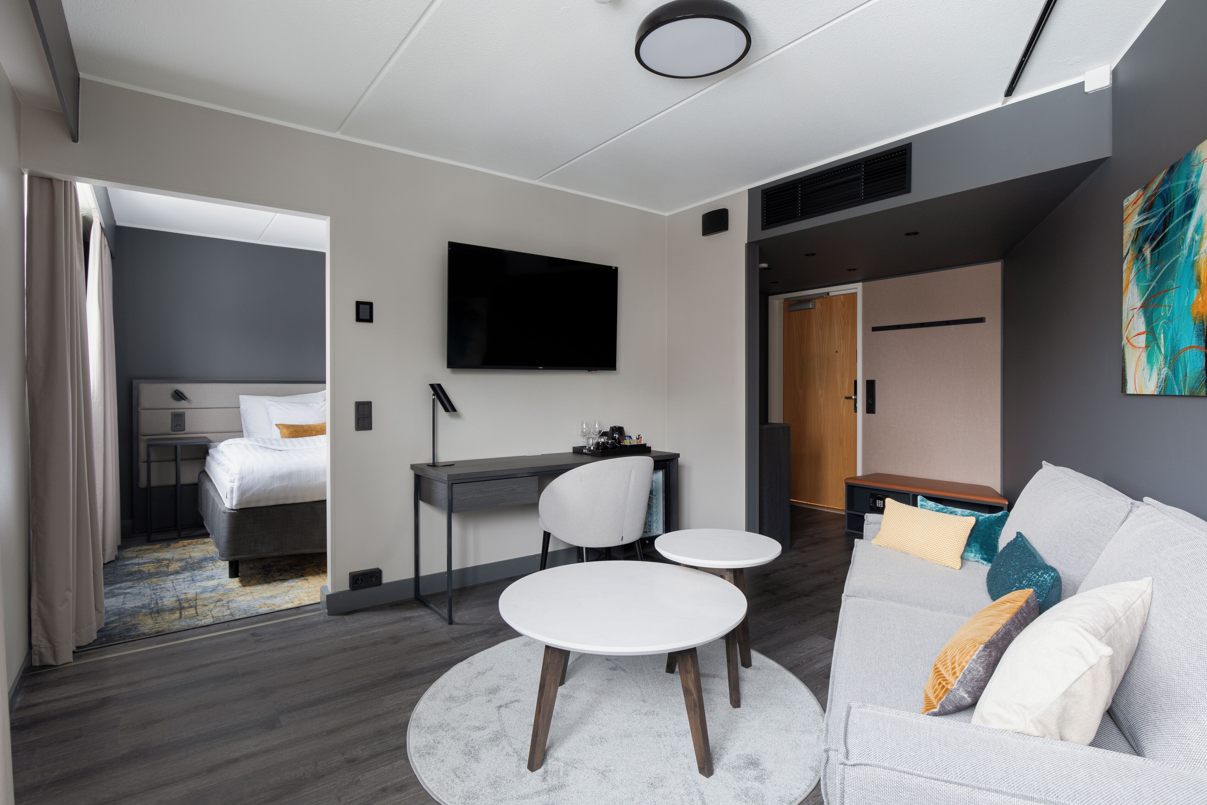 junior suite, 1 king bed (two extra beds possible) | in-room safe, desk, laptop workspace, iron/ironing board