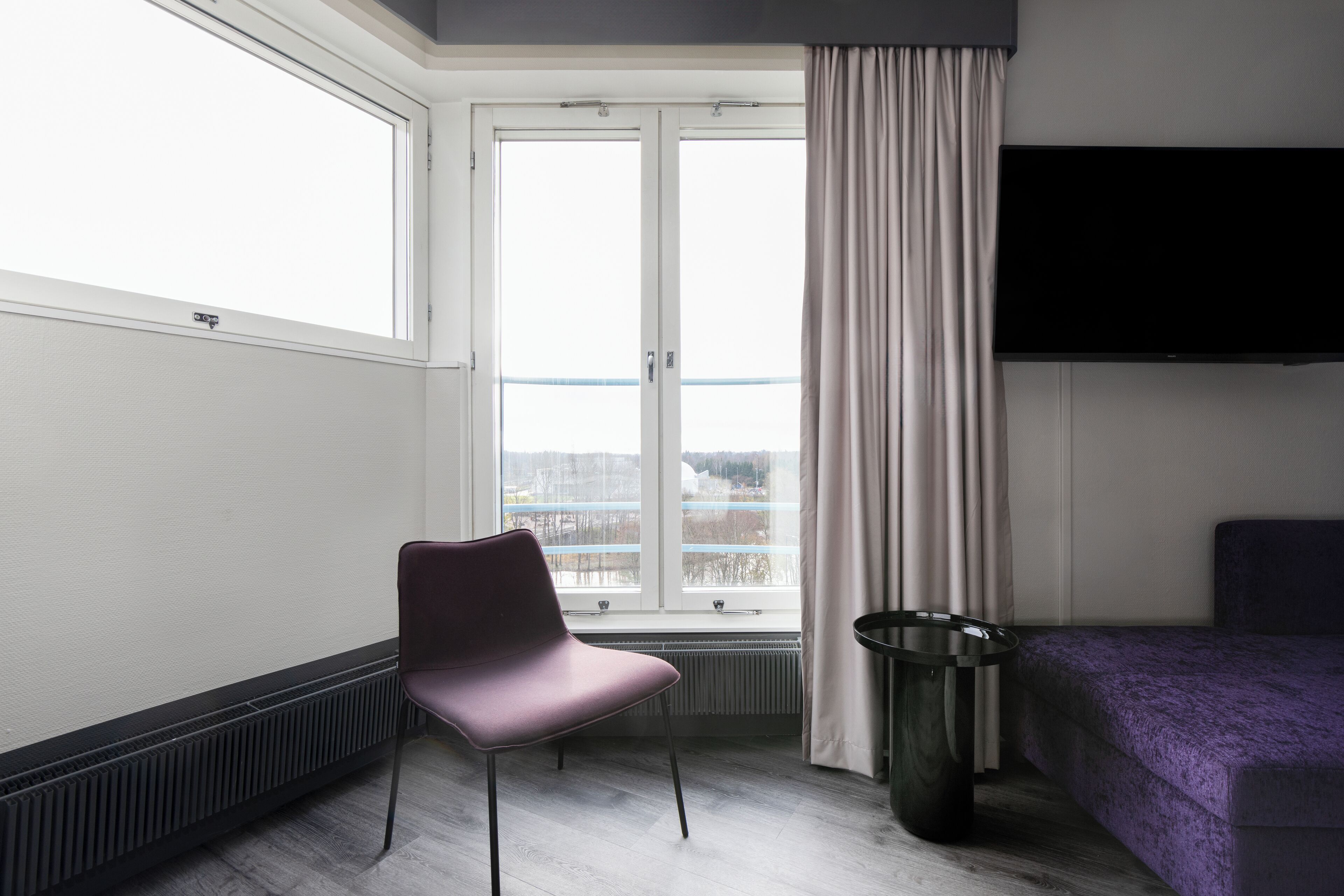 superior room, 1 king bed (extra bed possibility) | in-room safe, desk, laptop workspace, iron/ironing board