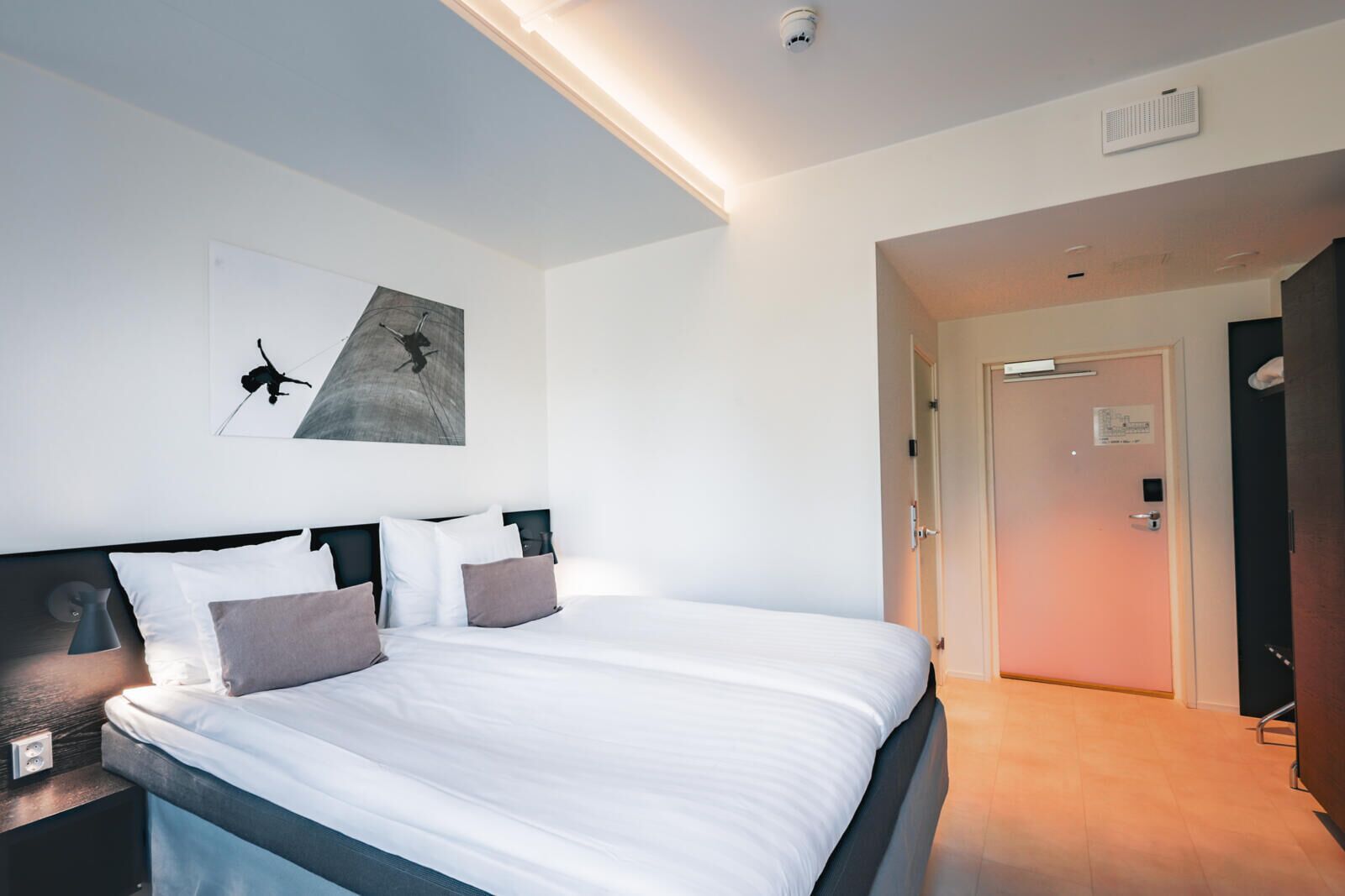 Superior Room, 1 King Bed (extra bed possibility) | Minibar, in-room safe, desk, laptop workspace