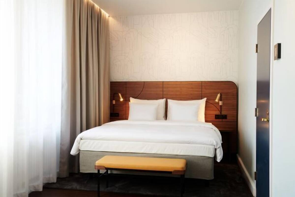 1 habitación, minibar y caja de seguridad en la habitación