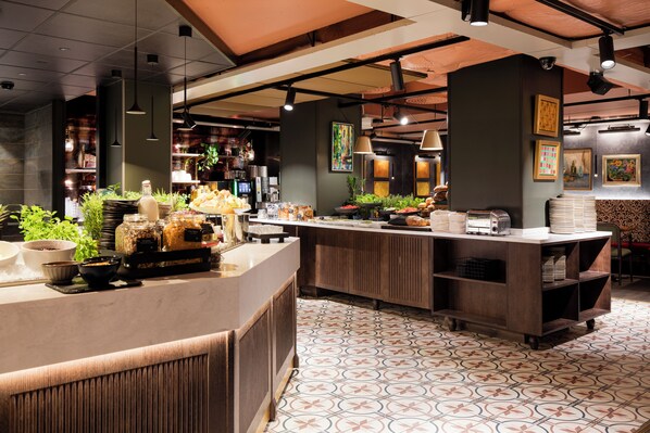 Breakfast buffet