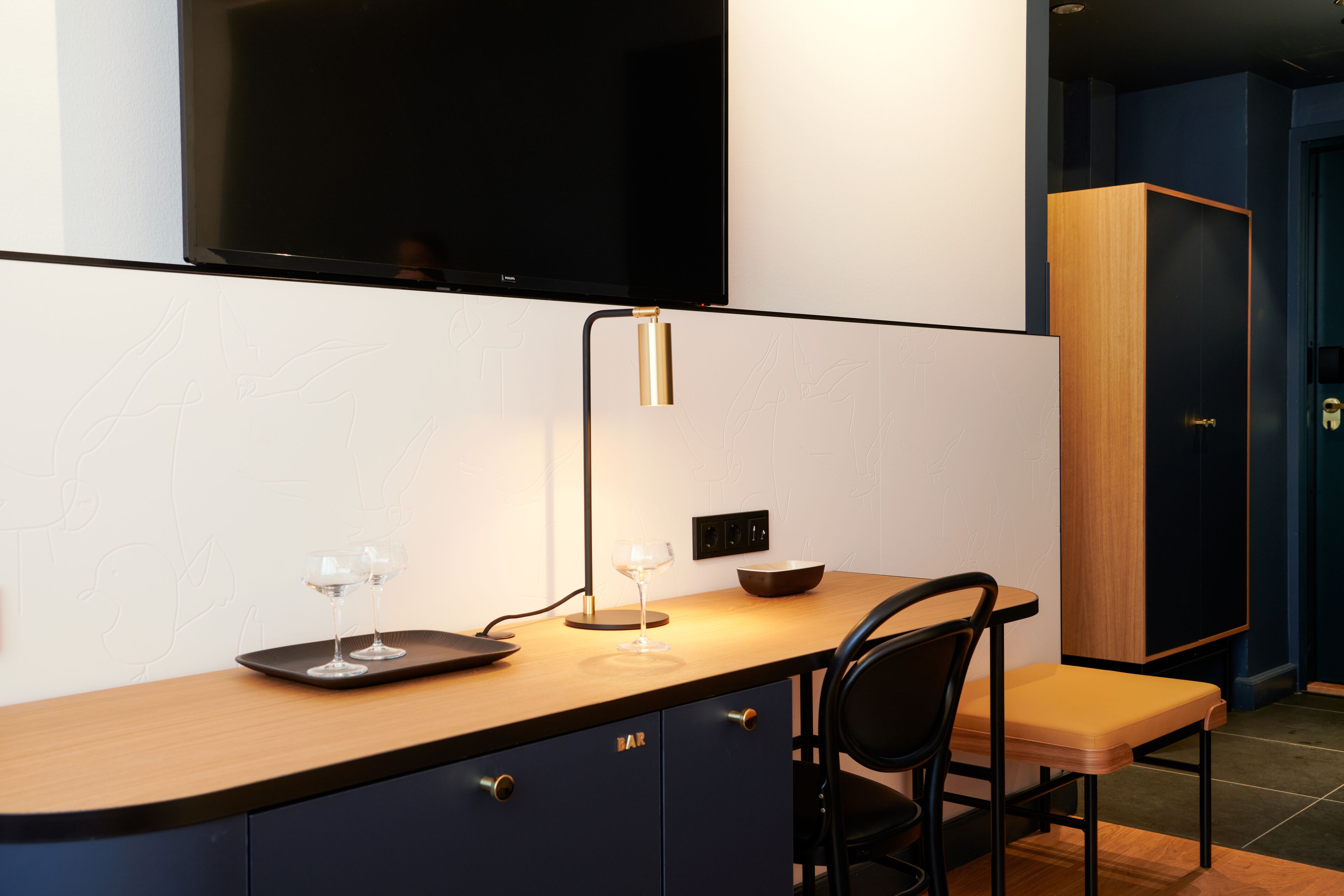 twin room (solo up, extra bed possibility) | minibar, in-room safe, blackout curtains, iron/ironing board