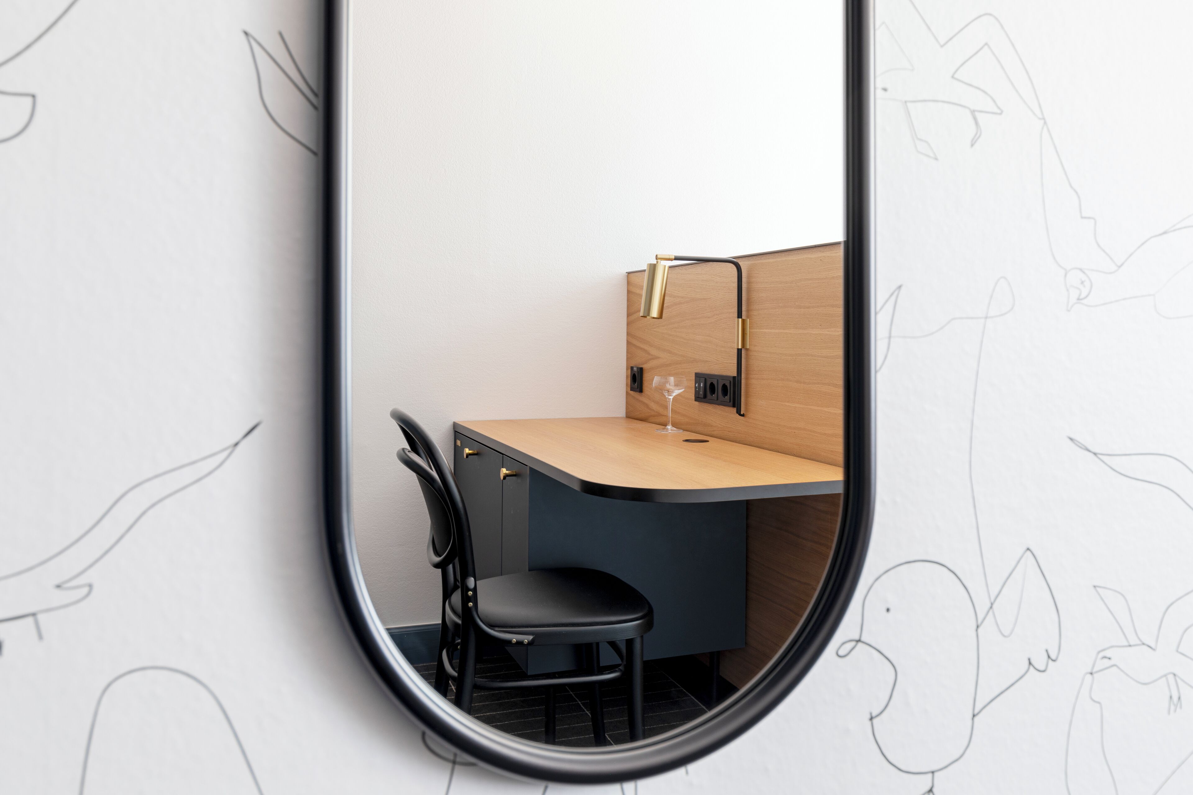 single room (solo) | minibar, in-room safe, blackout curtains, iron/ironing board