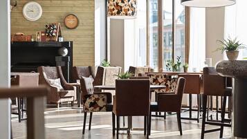 Lunch and dinner served, local cuisine