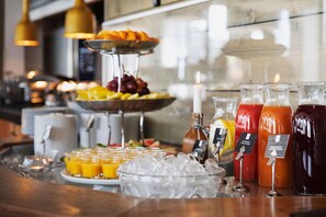 Petit-déjeuner buffet compris tous les jours