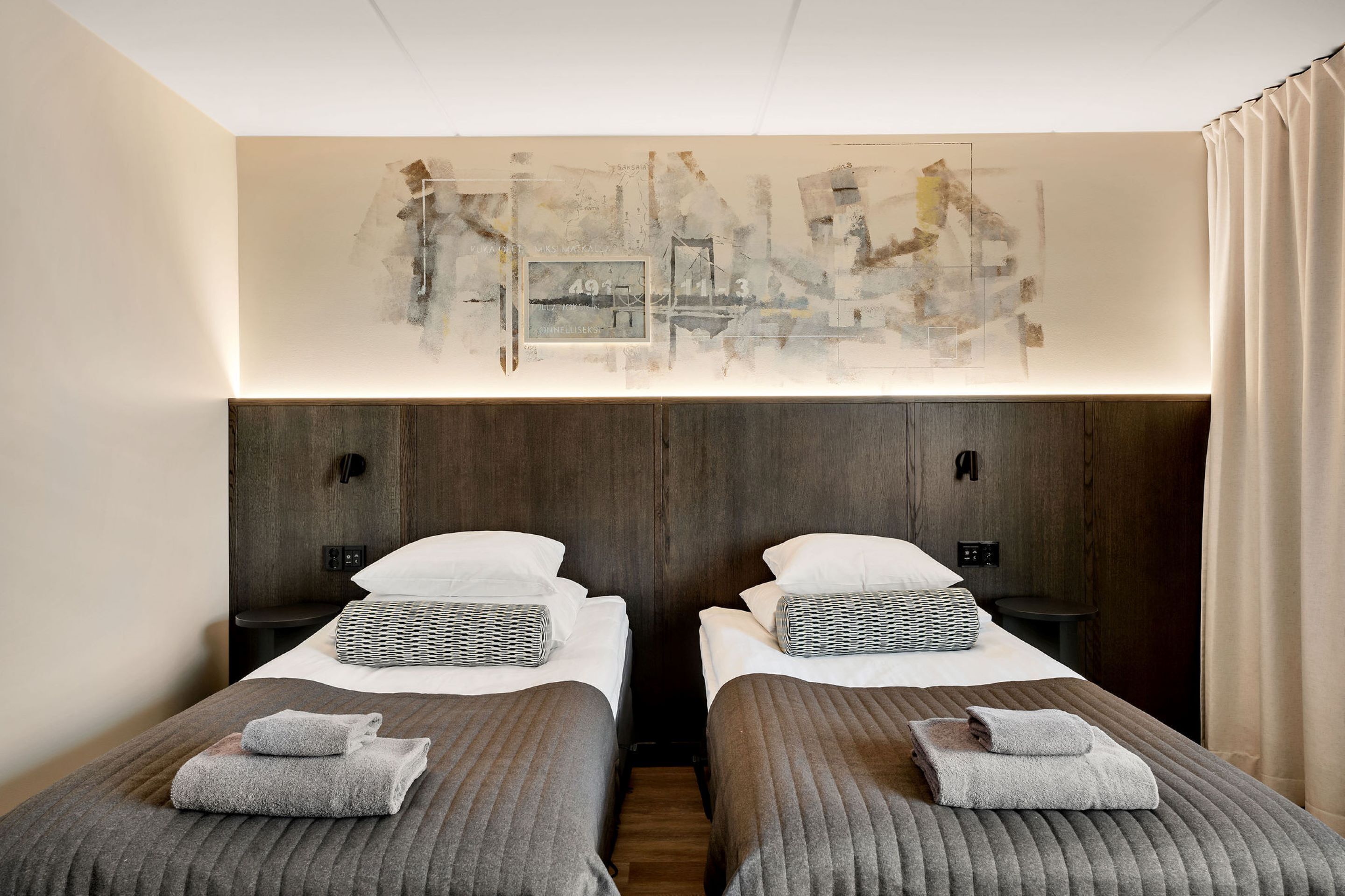 in-room safe, desk, iron/ironing board, free wifi