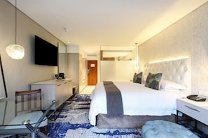 Superior Room, 1 King Bed