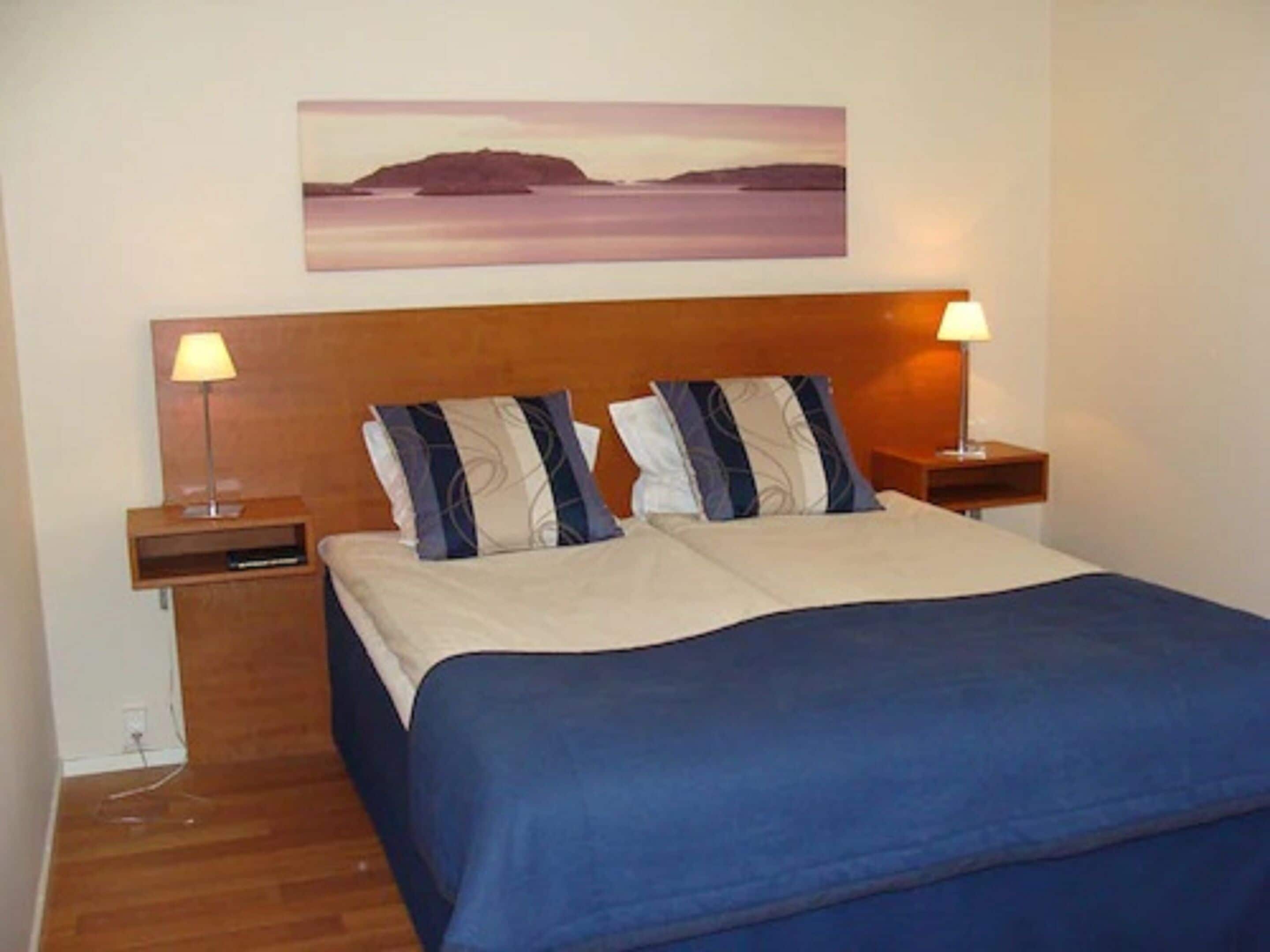 standard double room | desk, free wifi, bed sheets