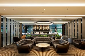 Lobby-Lounge