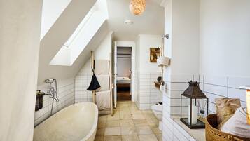 Panoramic Penthouse, 1 Queen Bed, Hot Tub, City View | Bathroom | Designer toiletries, hair dryer, towels, soap