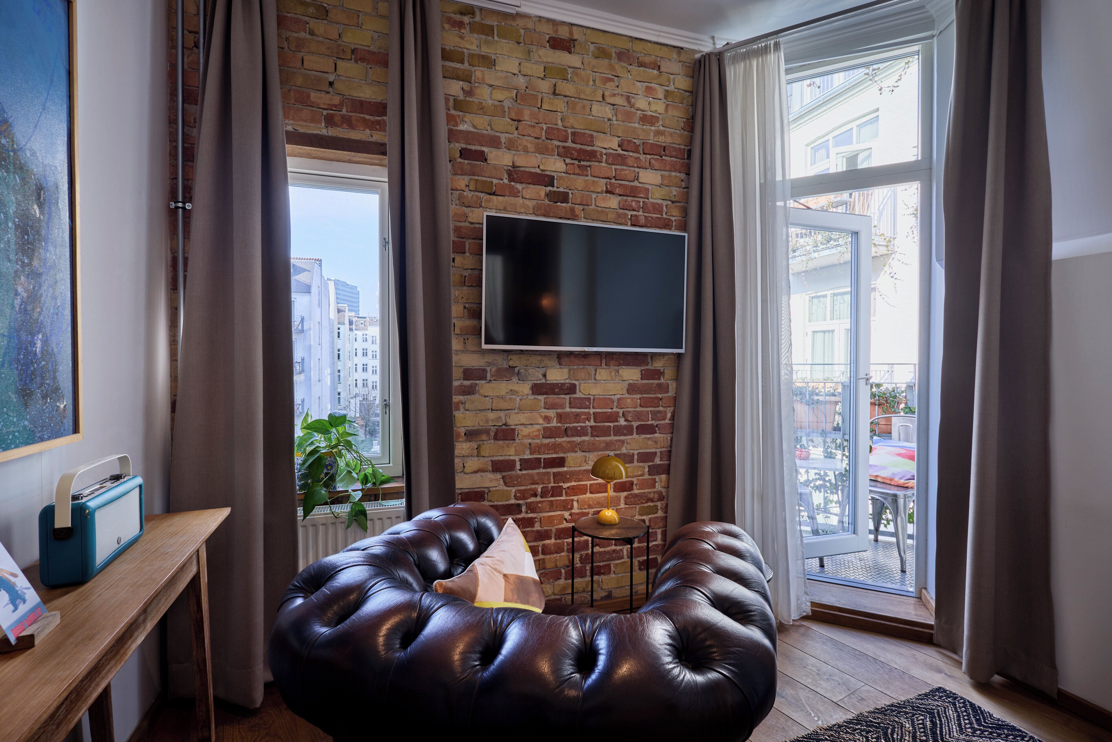 Photo - Axel Guldsmeden