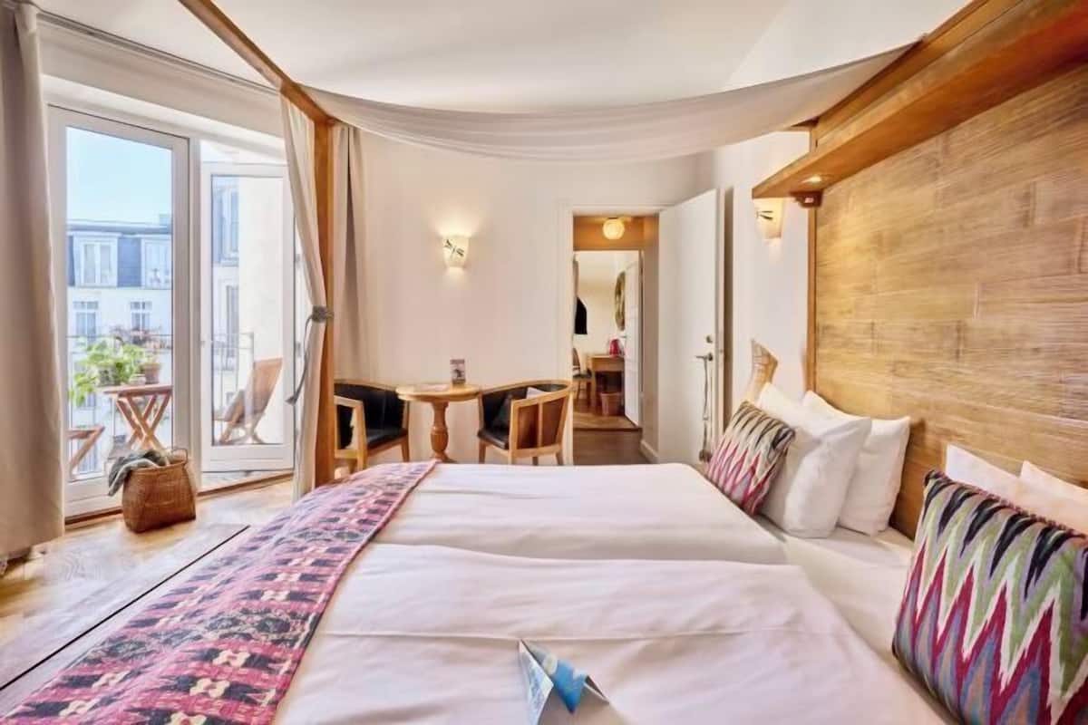 1 bedroom, premium bedding, soundproofing, free WiFi