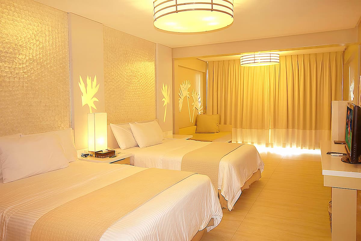 1 bedroom, minibar, in-room safe, desk