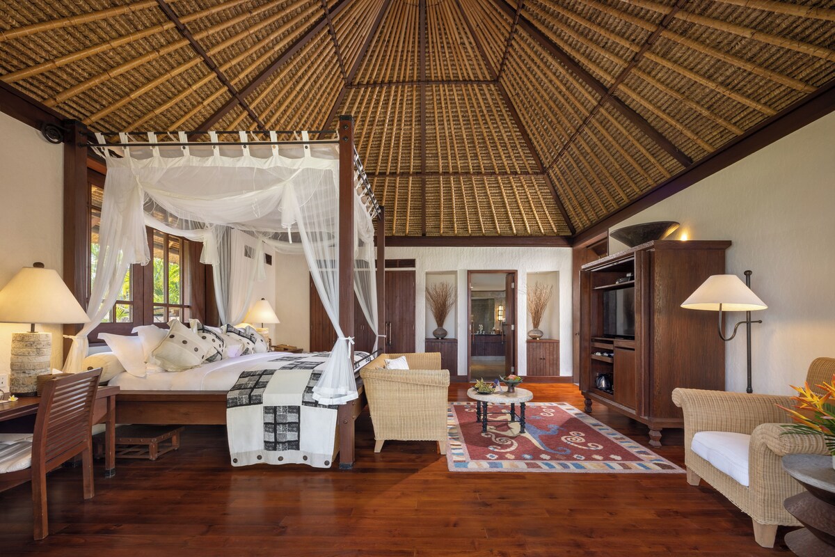 Luxury Villa, 2 Bedrooms, Private Pool, Ocean View | 1 bedroom, premium bedding, down comforters, minibar