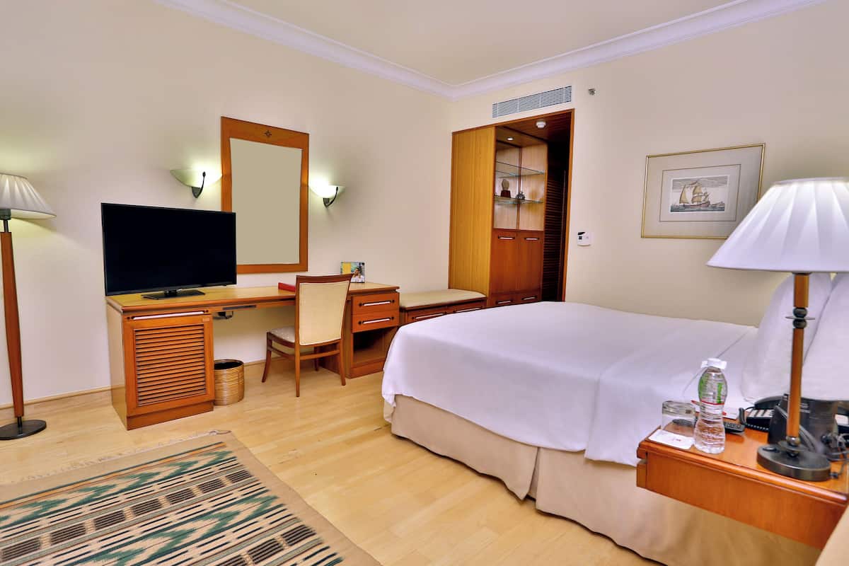 fern club suite | in-room safe, desk, iron/ironing board, free wifi