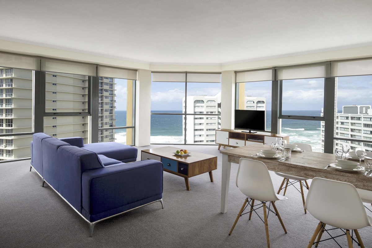 Huone, 3 makuuhuonetta (Ocean) | Tallelokero huoneessa, silitysrauta/-lauta, Wi-Fi, vuodevaatteet