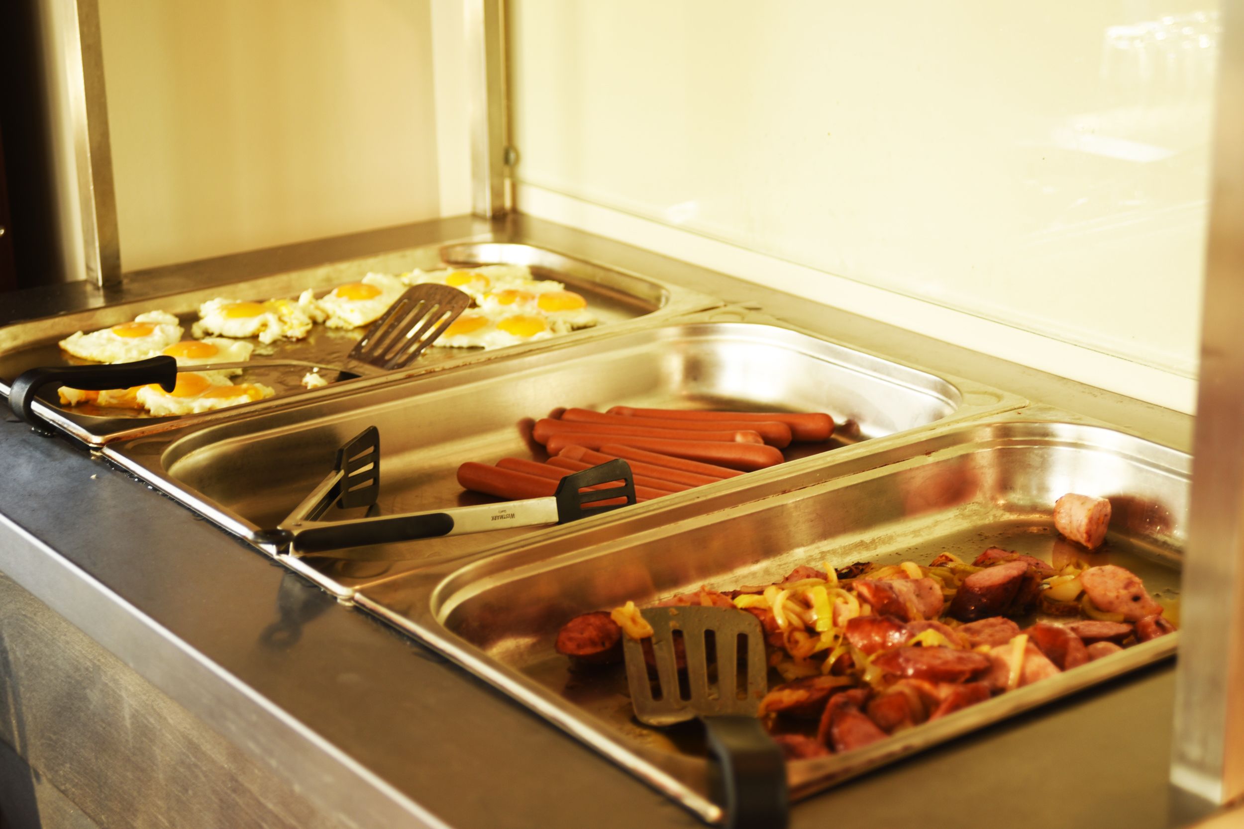 breakfast, lunch, dinner served; polish cuisine