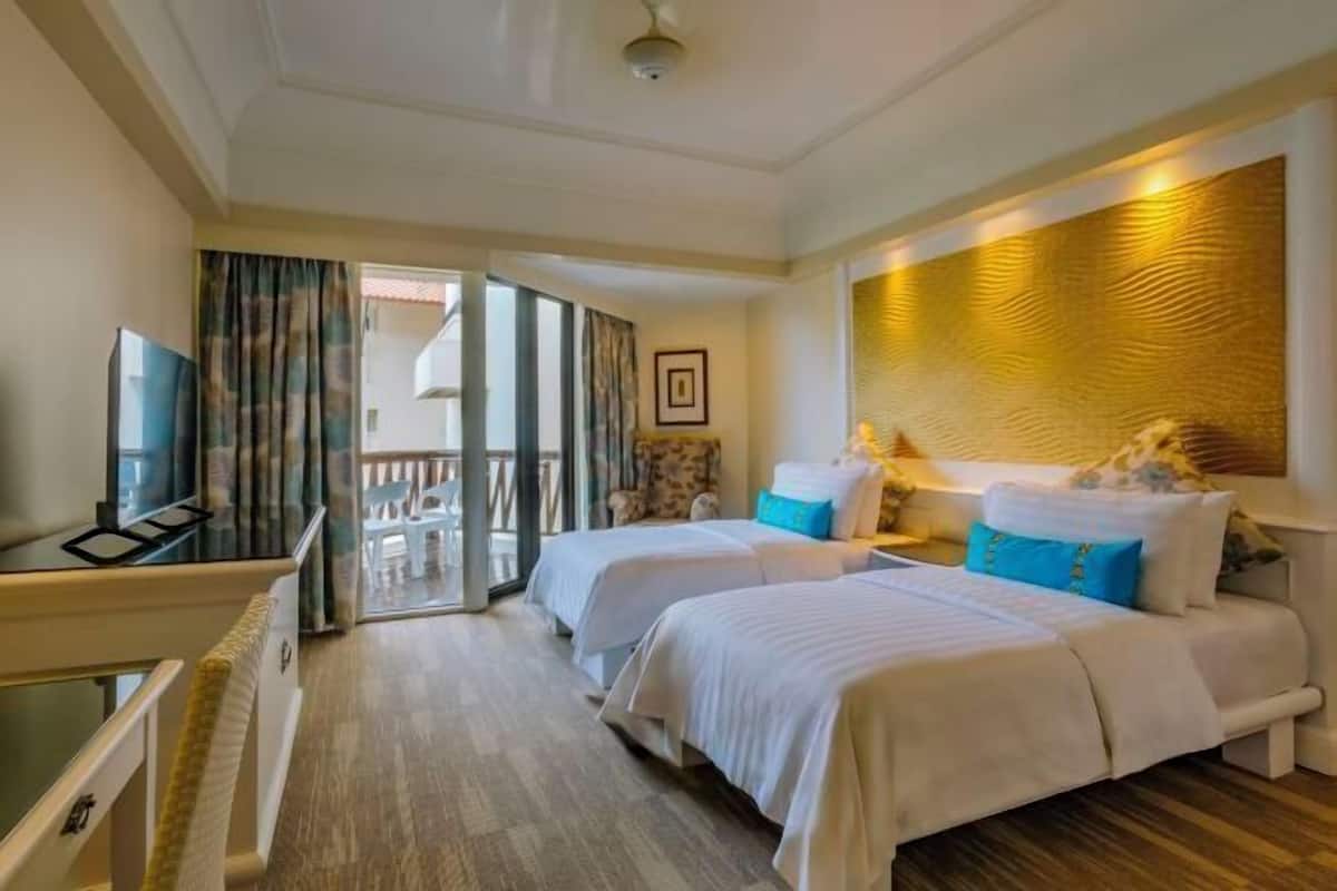 1 bedroom, minibar, in-room safe, desk