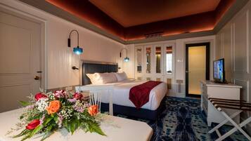 Minibar, in-room safe, blackout curtains, iron/ironing board