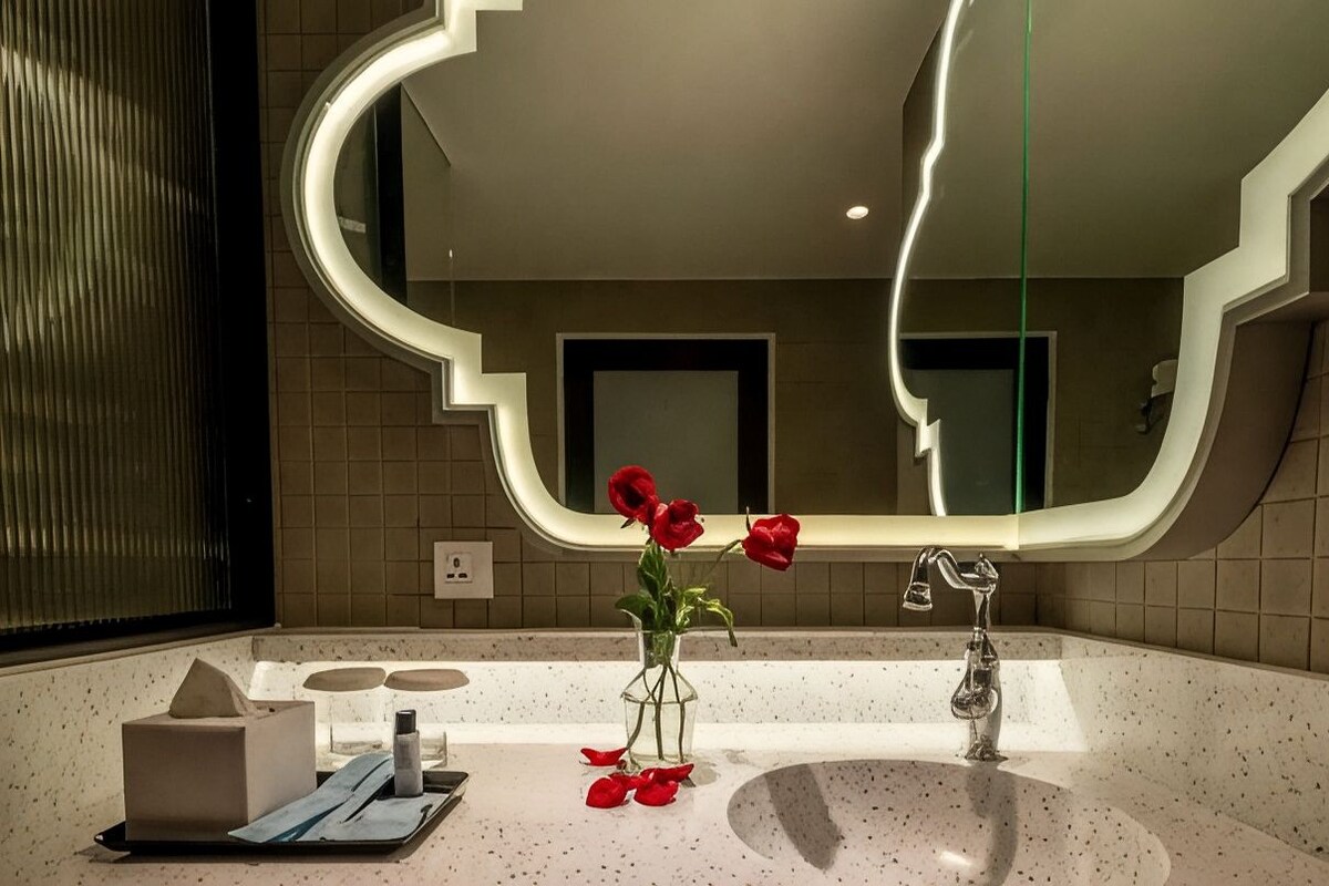 Bathroom | Free toiletries, hair dryer, slippers, bidet
