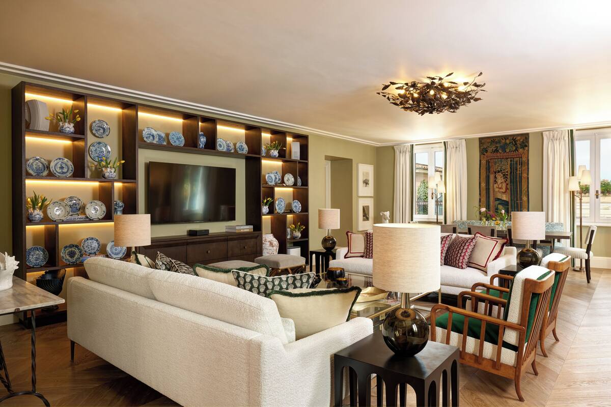 Suite, Terrace (Nijinsky) | Living area