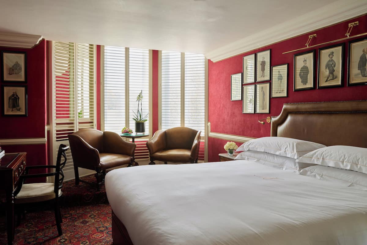 Deluxe Twin Room, 1 King Bed, Park View | Egyptian cotton sheets, premium bedding, memory foam beds, minibar