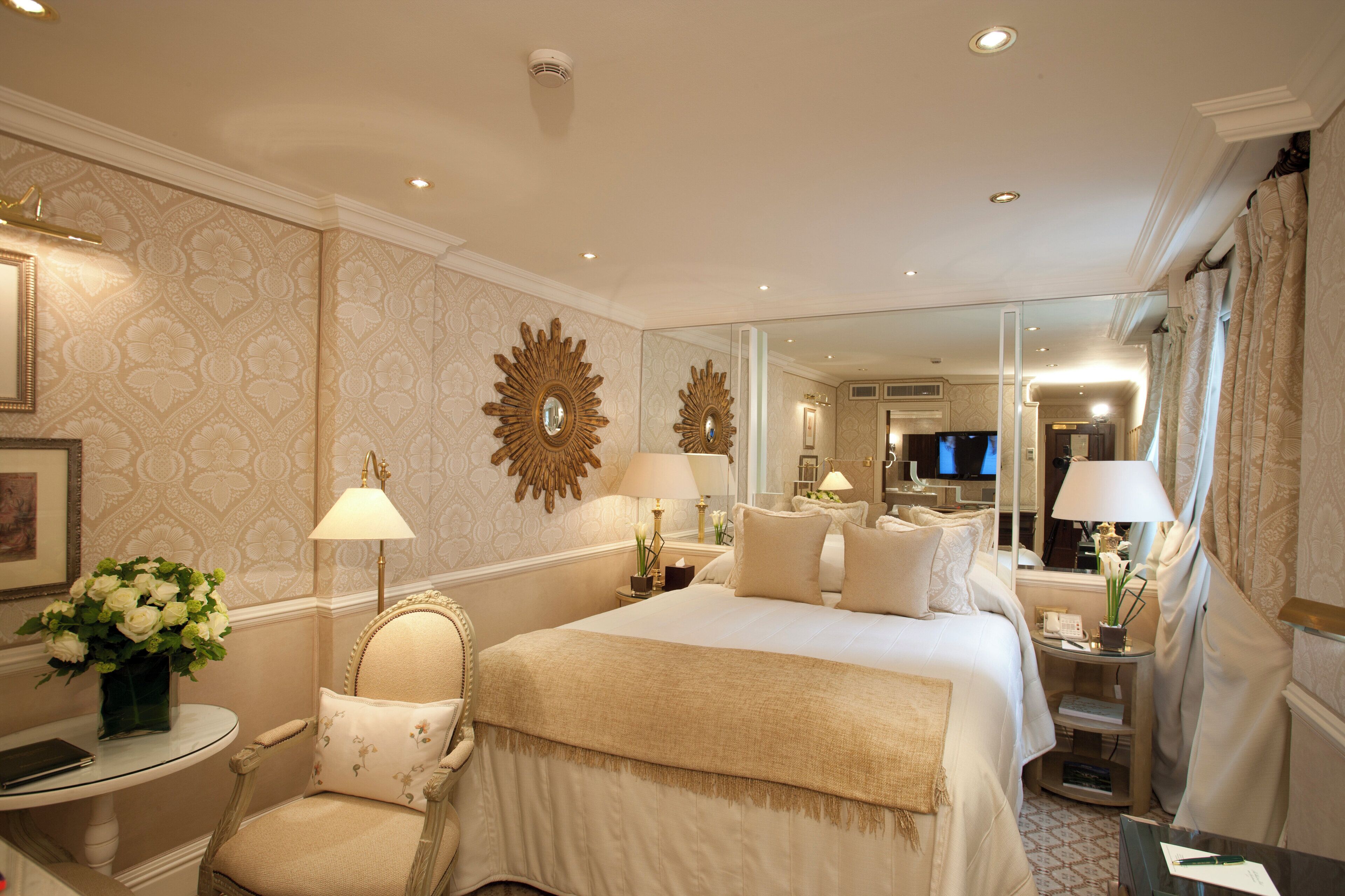 superior queen room | egyptian cotton sheets, premium bedding, memory-foam beds, minibar