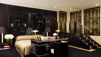 Junior Suite, Park View | Egyptian cotton sheets, premium bedding, memory-foam beds, minibar