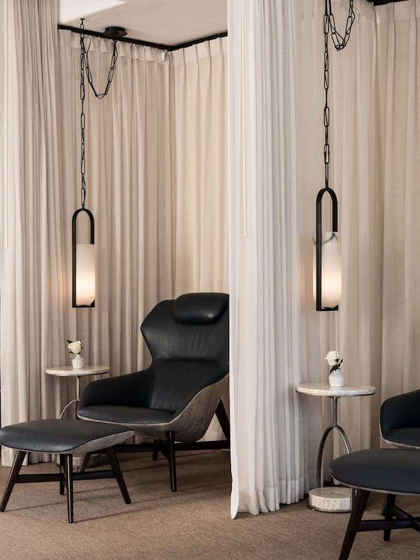 Couples treatment rooms, sauna, steam room, body treatments