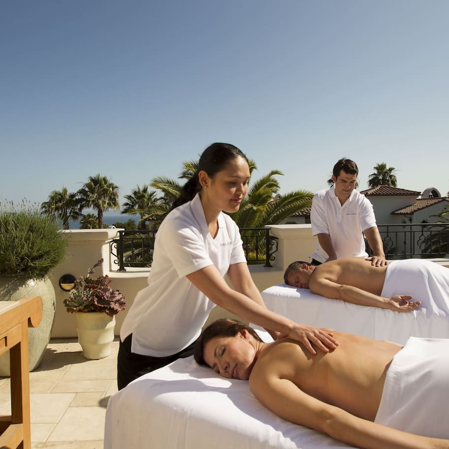 Couples treatment rooms, sauna, steam room, body treatments