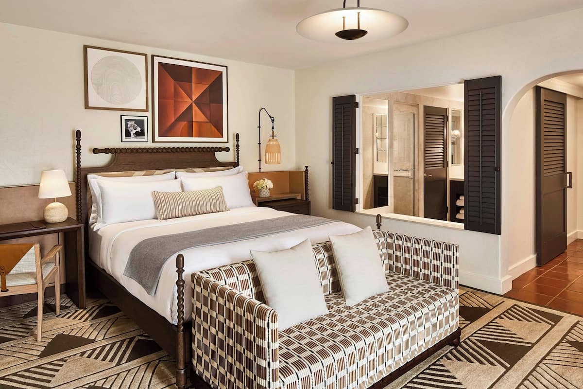 Frette Italian sheets, premium bedding, down duvets, pillow-top beds