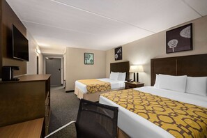 Deluxe Room, 2 Queen Beds, Non Smoking (Atrium View)