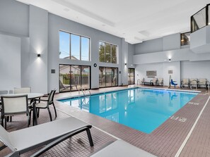 Indoor pool, pool loungers
