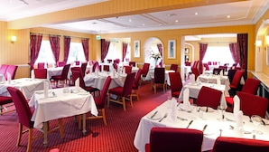 Unclassified image, 3 of 13, button - Wolverhampton Goldthorn Hotel (Wolverhampton)