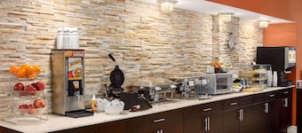 Country Inn & Suites by Radisson, Nashville Airport, TN