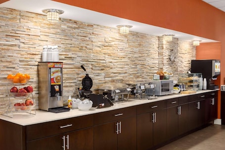 Free daily self-serve breakfast