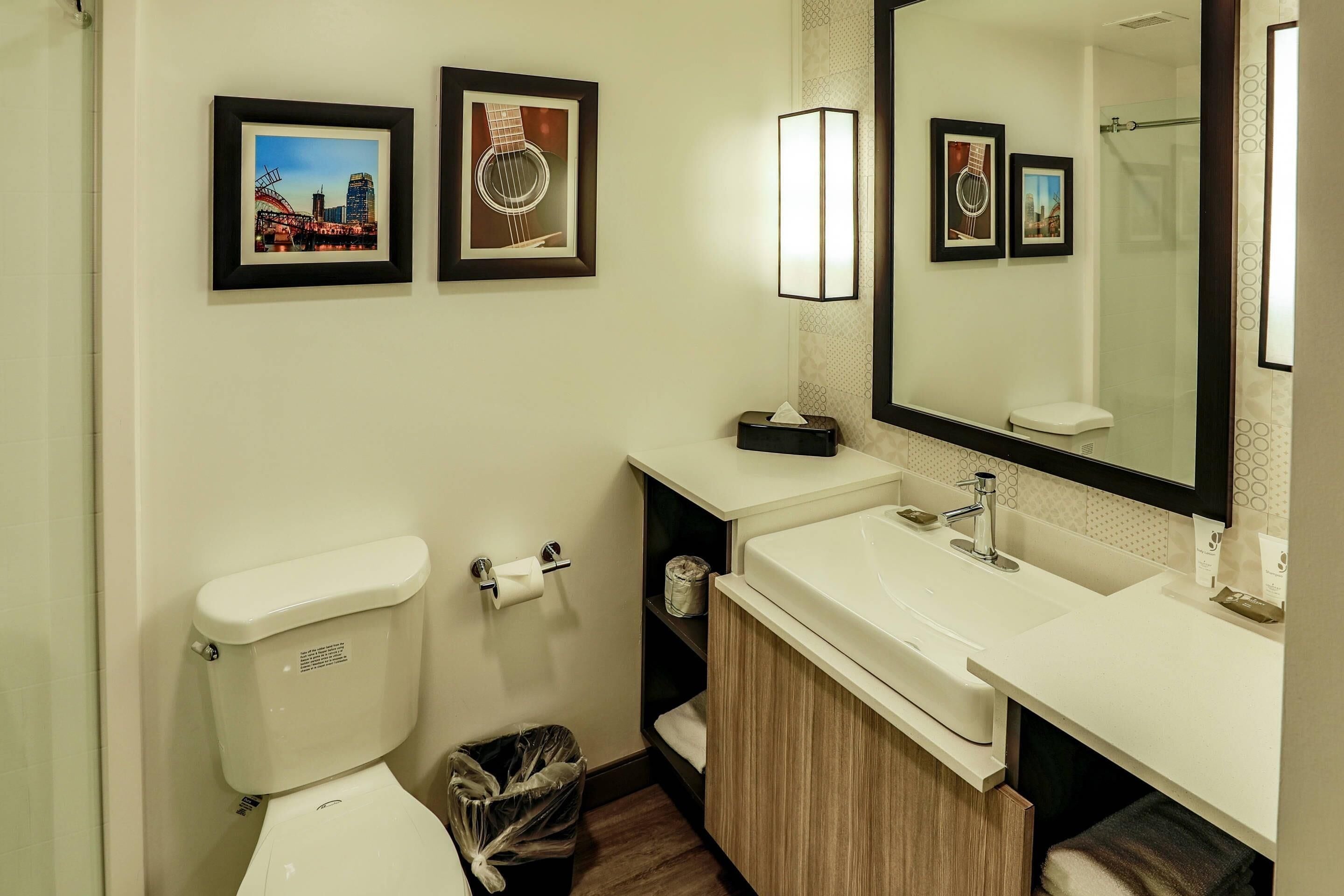 Photo - Country Inn & Suites by Radisson Nashville Airport TN
