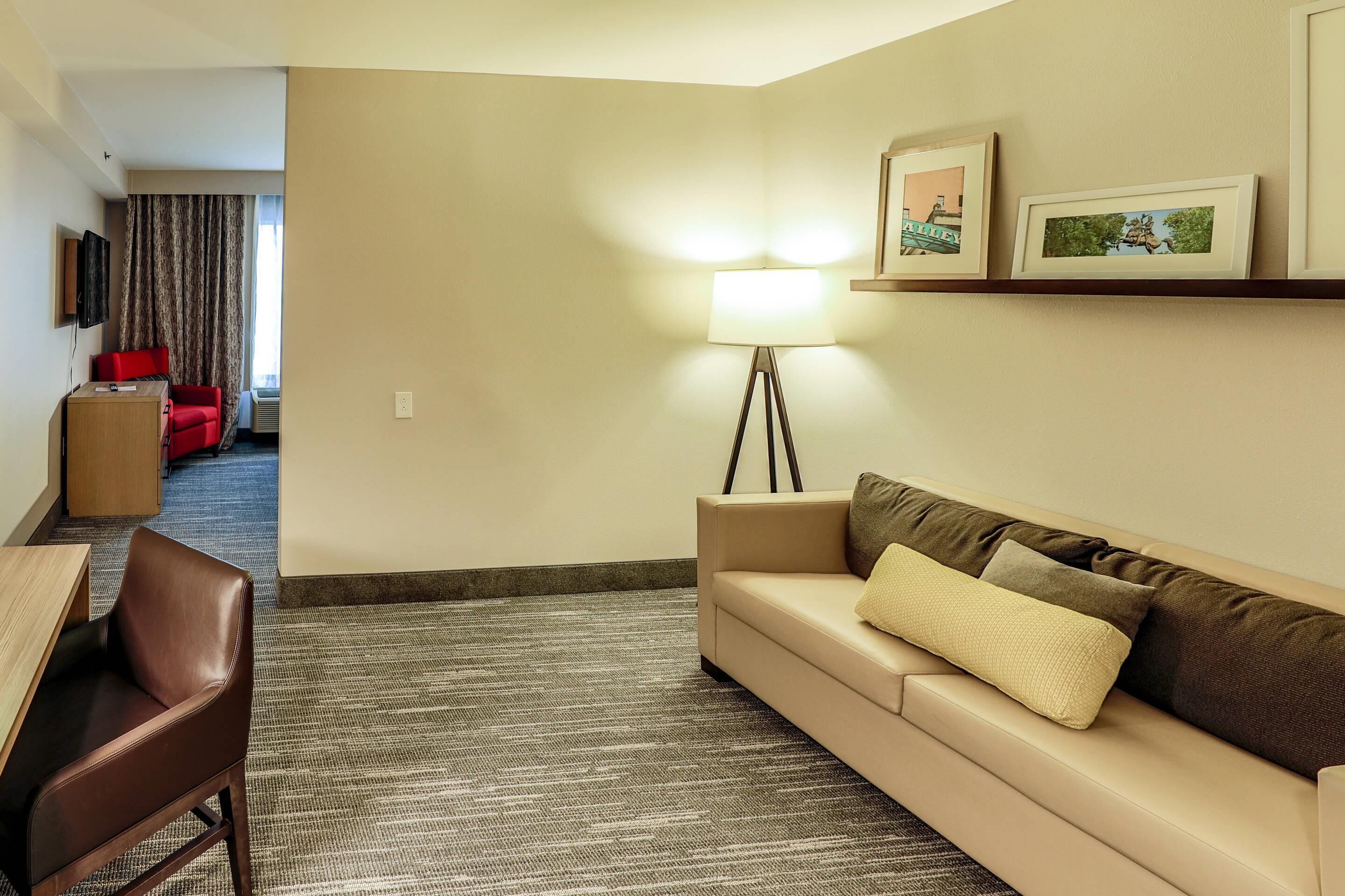 Photo - Country Inn & Suites by Radisson Nashville Airport TN