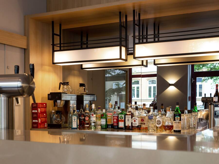 Bar (in der Unterkunft)